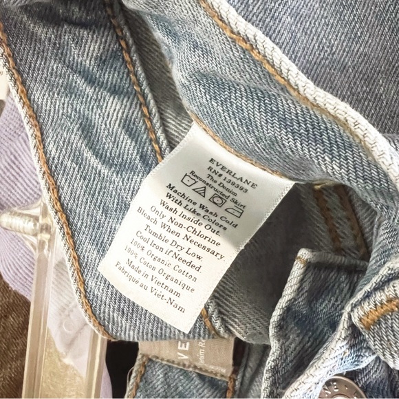 🔻SOLD🔻Everlane The Reconstructed Denim Skirt - Picture 6 of 6